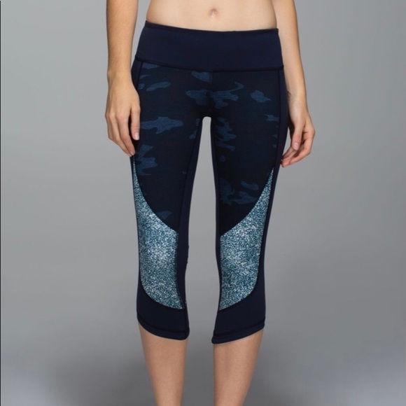 Lululemon Wunder Under Crop Leggings Heathered Texture Lotus Camo 2 EUC - Picture 9 of 9